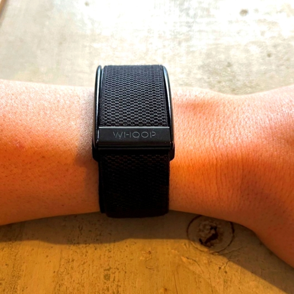 Whoop 4.0 Tracker with Charger